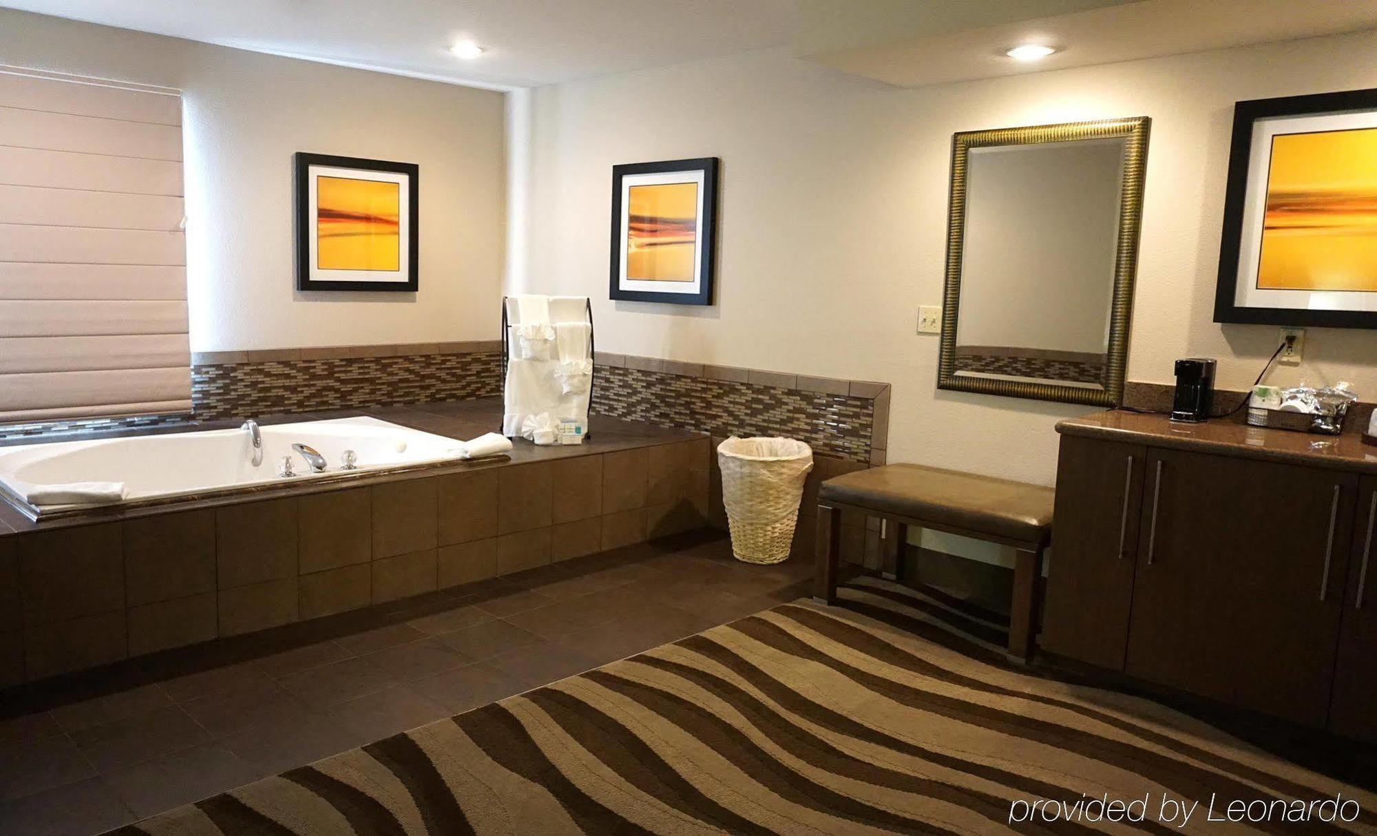 Hampton Inn Oakland-Hayward Eksteriør bilde